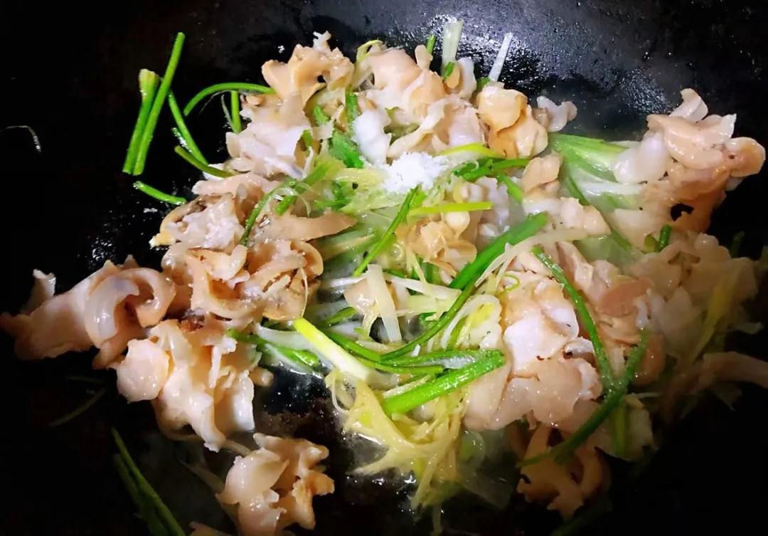 【蔥爆海螺片】做法|味道鮮美，營養(yǎng)充足，快試試動手制作吧